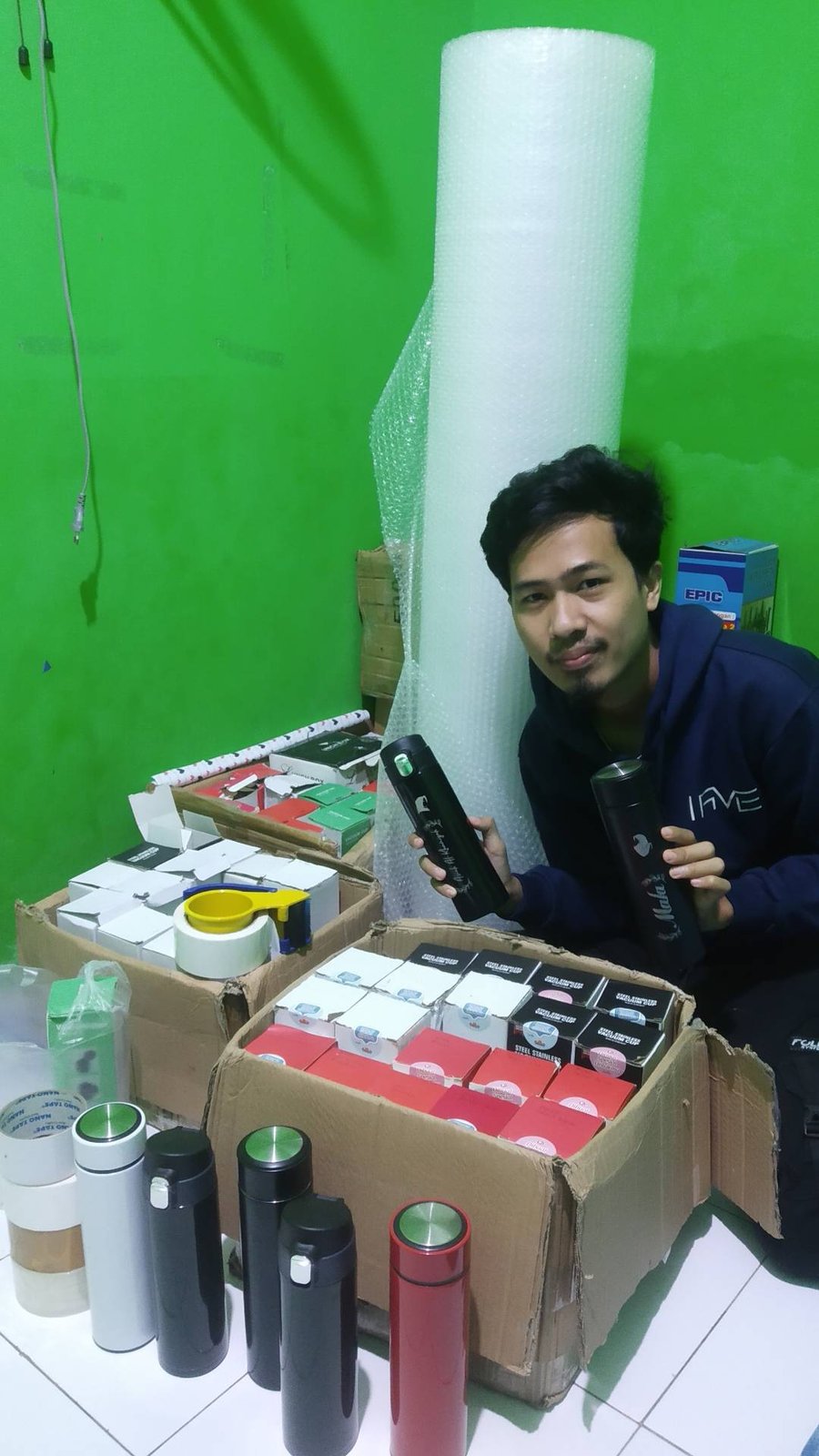 Zulhaj bersama persediaan usaha tumbler